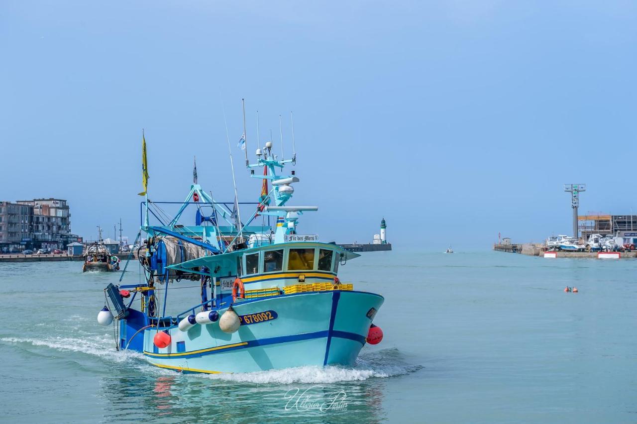 La Verriere. Les Locations Isahora C'Est Aussi Plusieurs Appart' De Standing A 2 Pas Du Chateau D'Eu, Des Falaises Du Treport, De Mers Les Bains Et Aux Portes De La Baie De Somme Eu (Seine-Maritime) Dış mekan fotoğraf