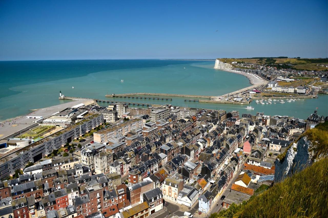 La Verriere. Les Locations Isahora C'Est Aussi Plusieurs Appart' De Standing A 2 Pas Du Chateau D'Eu, Des Falaises Du Treport, De Mers Les Bains Et Aux Portes De La Baie De Somme Eu (Seine-Maritime) Dış mekan fotoğraf