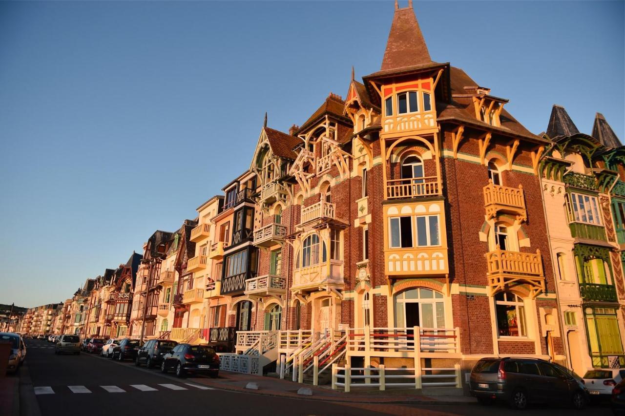 La Verriere. Les Locations Isahora C'Est Aussi Plusieurs Appart' De Standing A 2 Pas Du Chateau D'Eu, Des Falaises Du Treport, De Mers Les Bains Et Aux Portes De La Baie De Somme Eu (Seine-Maritime) Dış mekan fotoğraf